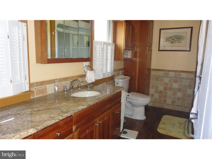 197 Silver Lake Road Bridgeton, NJ 08302 - Photo 14 of 25 Bathroom