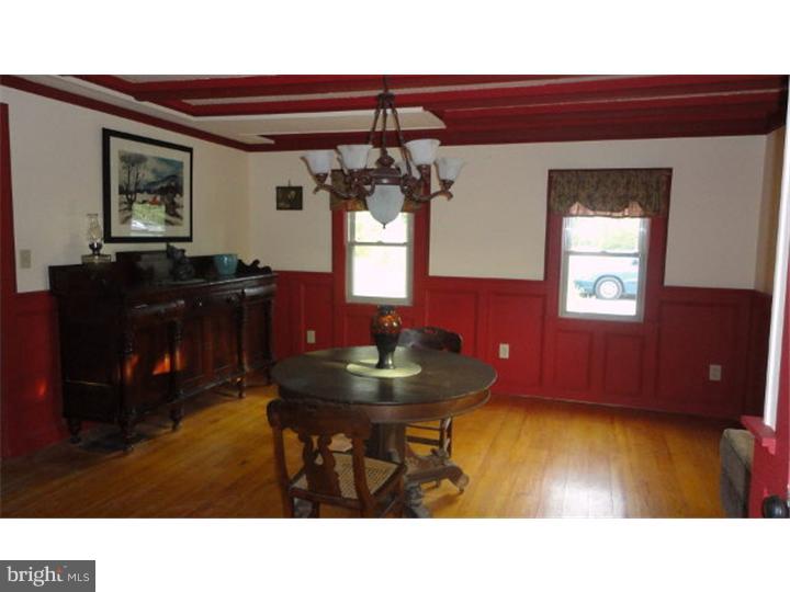 197 Silver Lake Road Bridgeton, NJ 08302 - Photo 6 of 25 Dining Room