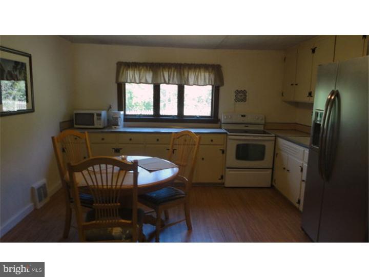197 Silver Lake Road Bridgeton, NJ 08302 - Photo 9 of 25 Kitchen