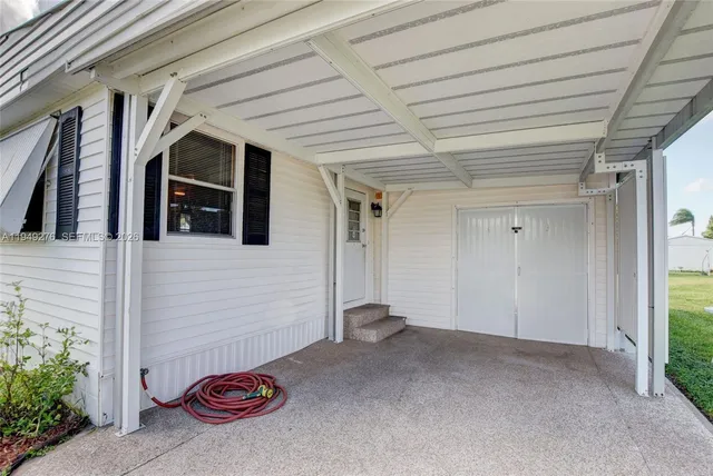 a view of a garage