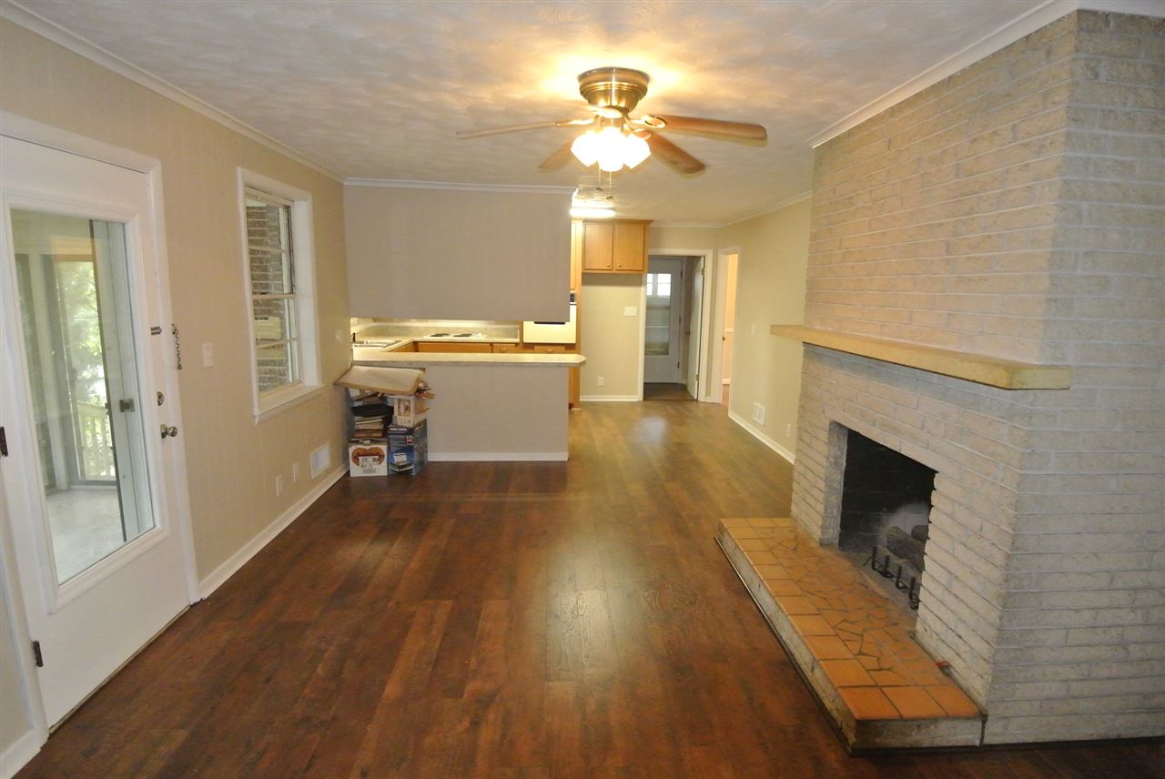 1175 Woodburn Road Spartanburg, SC 29302 - Photo 3 of 27 Gallery Image 3