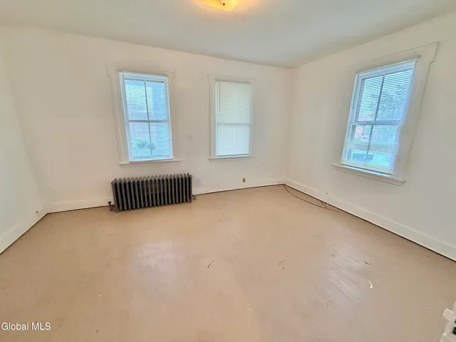 $195,000 | 280 Church Street, Amsterdam, NY 12010