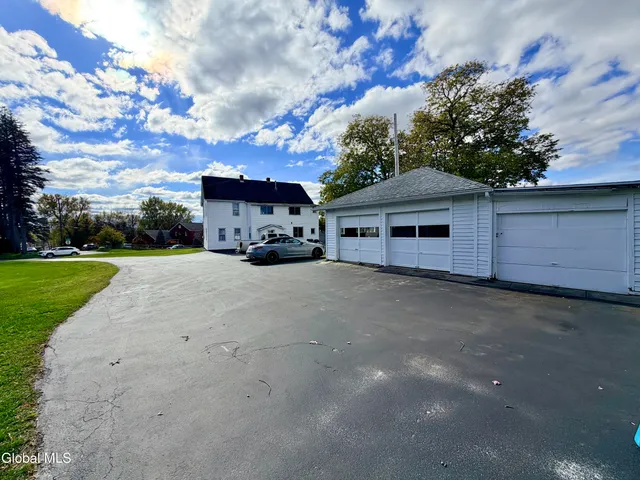 $195,000 | 280 Church Street, Amsterdam, NY 12010