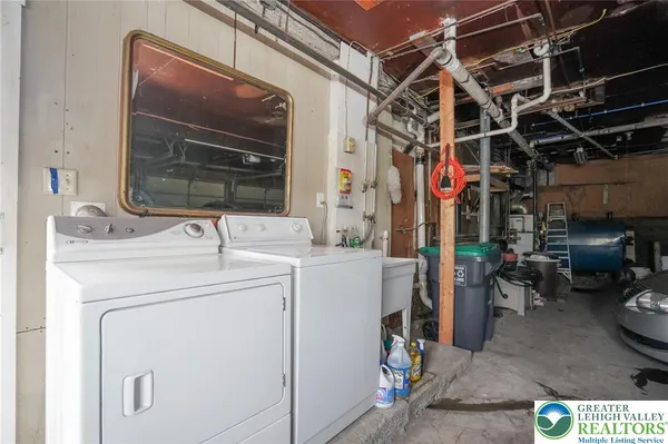 $1,150 | 543 Hazle Street, Tamaqua, PA 18252