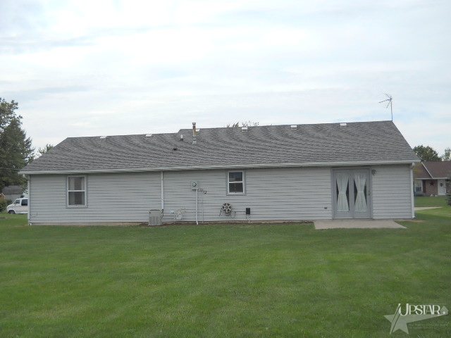 1507 Cherry Lane Decatur, IN 46733 - Photo 4 of 10 Gallery Image 4