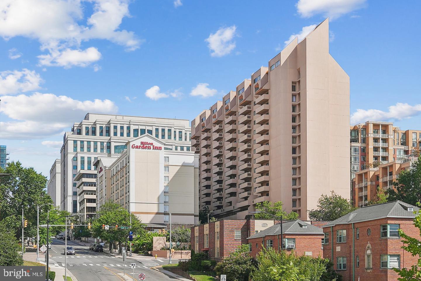 1301 North Courthouse Road, Unit 1804 Arlington, VA 22201 - Photo 3 of 29 a view of a tall building