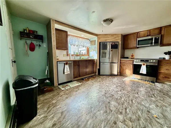 $239,999 | 112 Mechanic Street, Antwerp, NY 13608