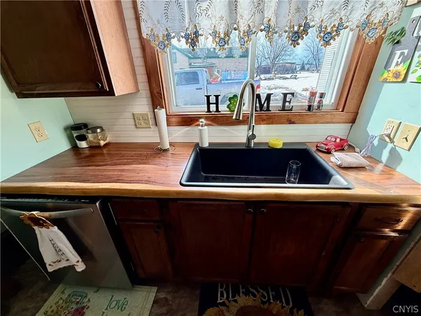 $239,999 | 112 Mechanic Street, Antwerp, NY 13608