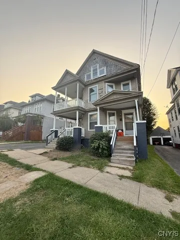 $1,400 | 1666 Howard Avenue, Utica, NY 13501