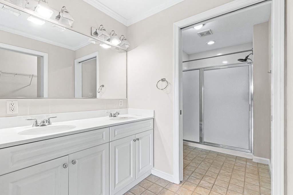 36 Village Road, Unit 605 Middleton, MA 01949 - Photo 16 of 35 Gallery Image 16