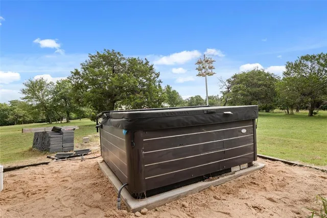 $625,000 | 306 Kash Derrick Drive, China Spring, TX 76633