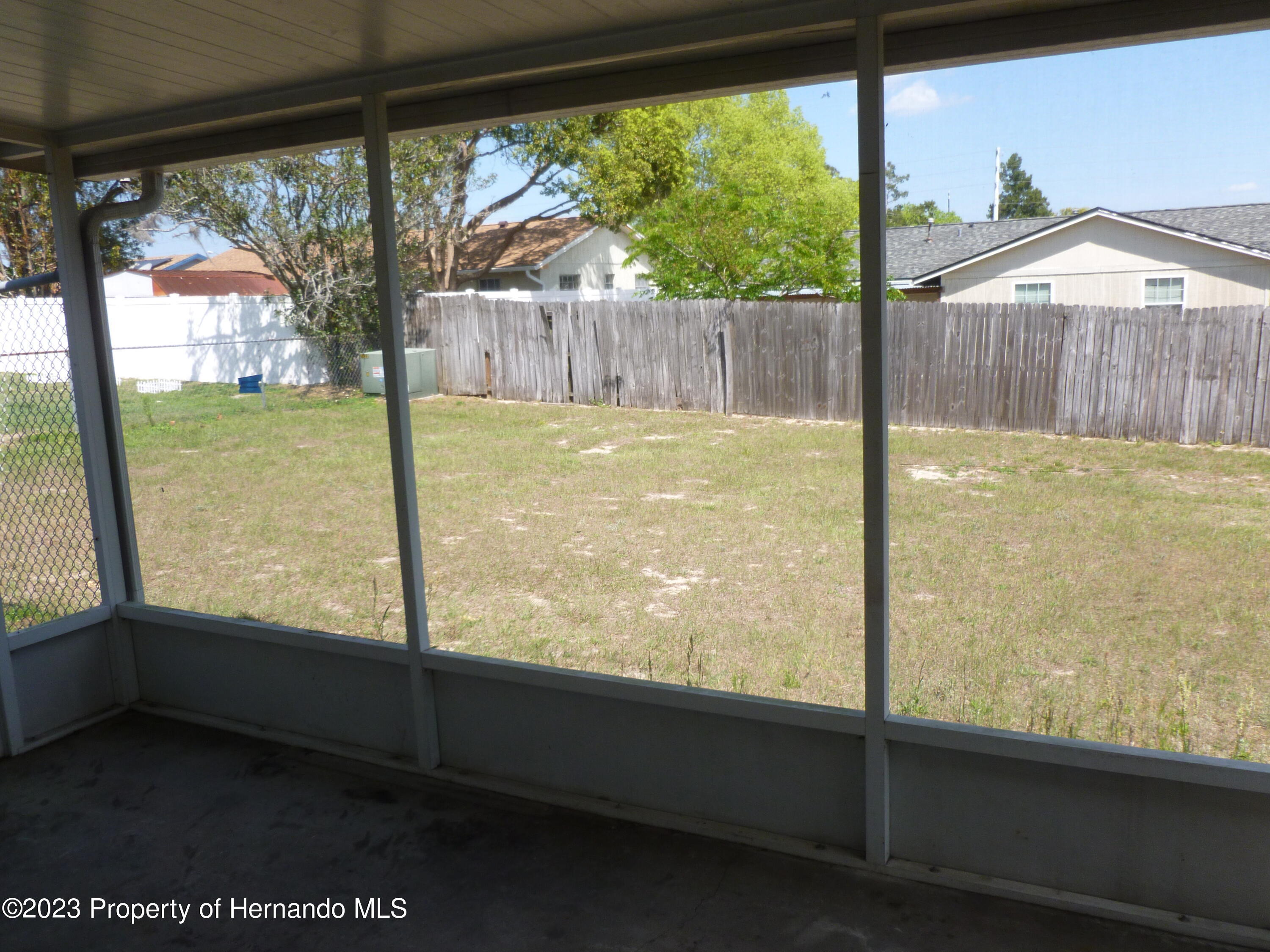 5330 Springwood Road Spring Hill, FL 34609 - Photo 17 of 20