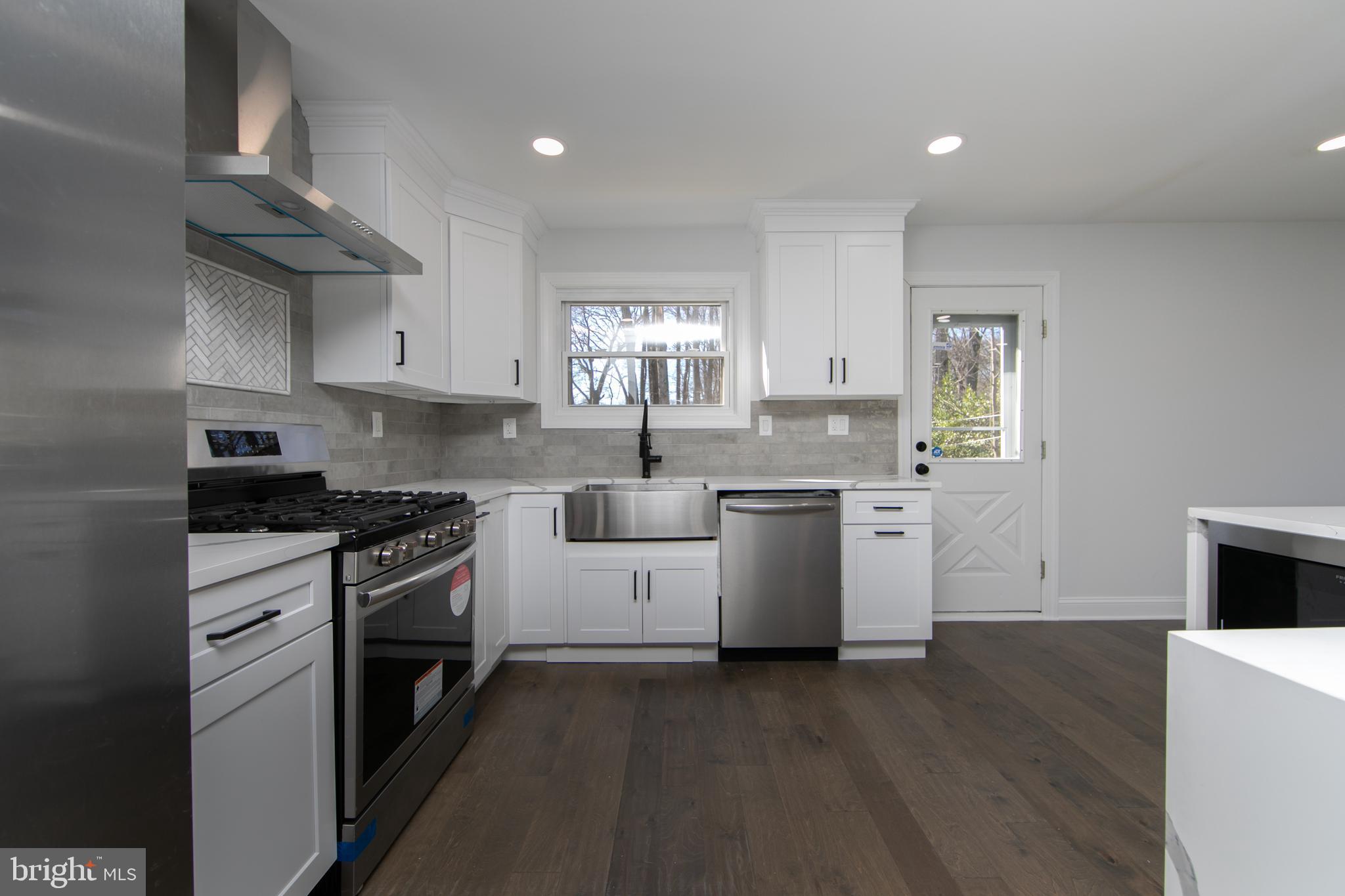 50 Clemson Road Cherry Hill, NJ 08034 - Photo 10 of 38 Brand New Stainless Appliance Package