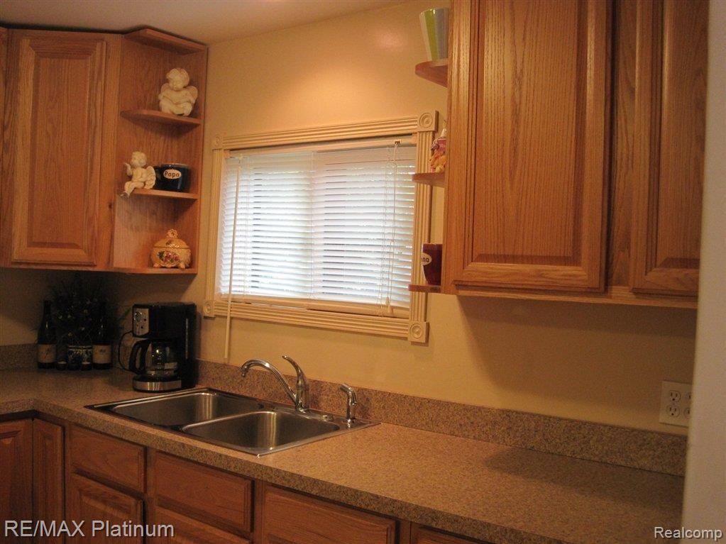 9108 Forest Road Whitmore Lake, MI 48189 - Photo 9 of 20 Forest 014.JPG