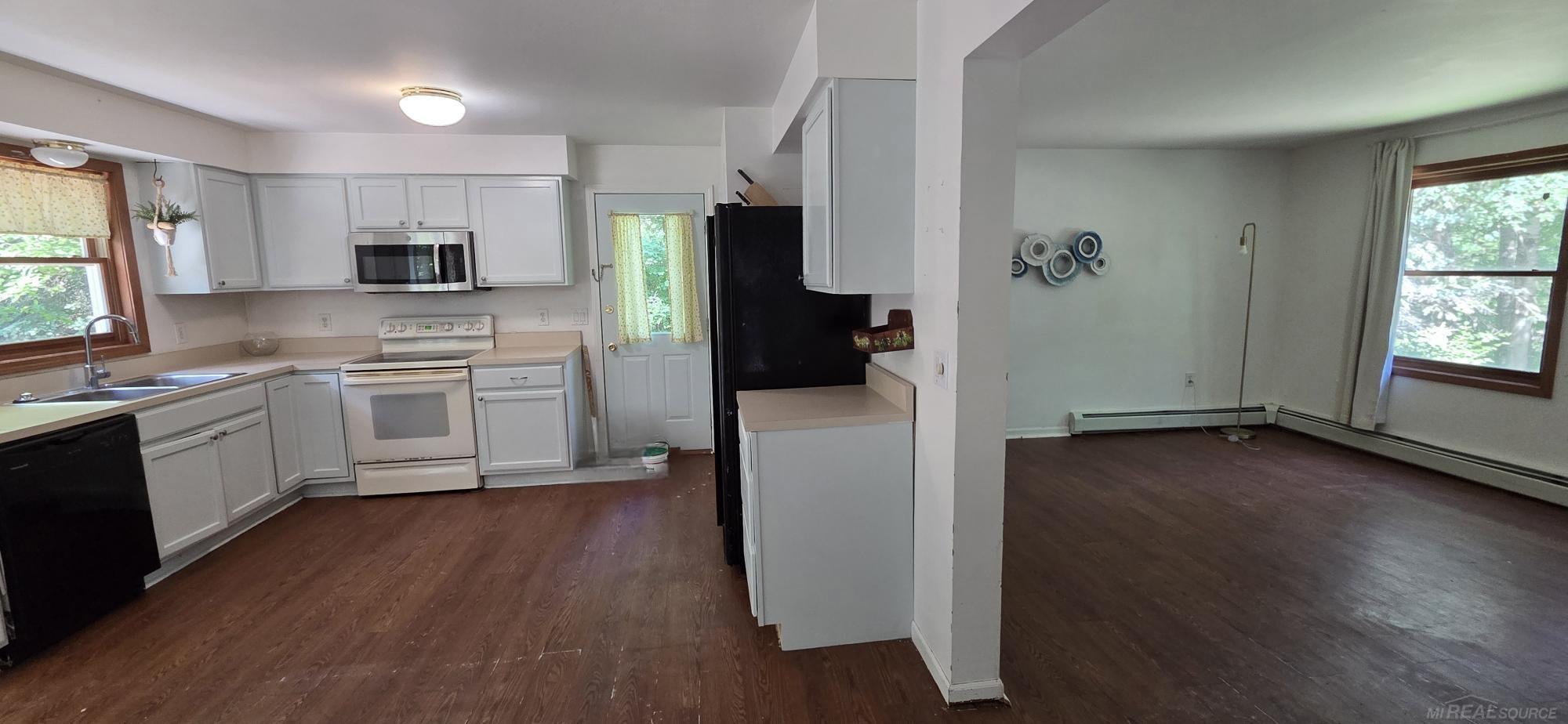 7088 Aitken Road Lexington, MI 48450 - Photo 9 of 25