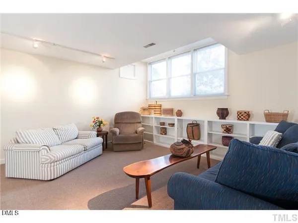 $3,560 | 310 Columbia Place East, Chapel Hill, NC 27516