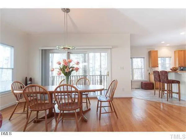 $3,560 | 310 Columbia Place East, Chapel Hill, NC 27516