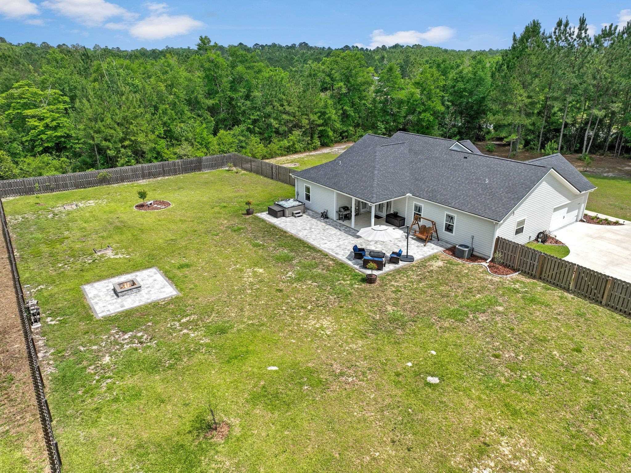 76 Elm Ridge Loop Crawfordville, FL 32327 - Photo 1 of 42 Gallery Image 1