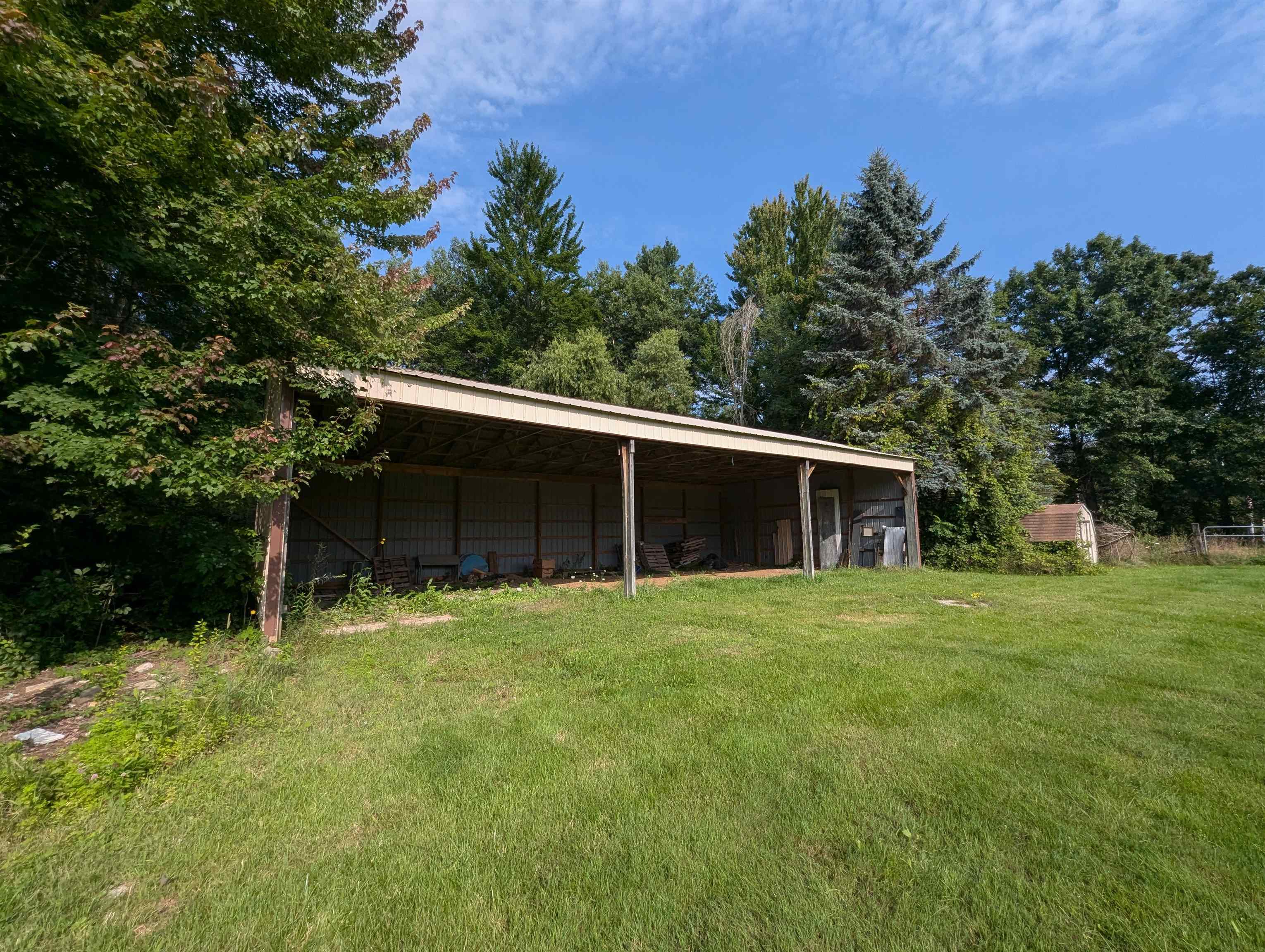 4850 South Huron Road Standish, MI 48658 - Photo 14 of 50