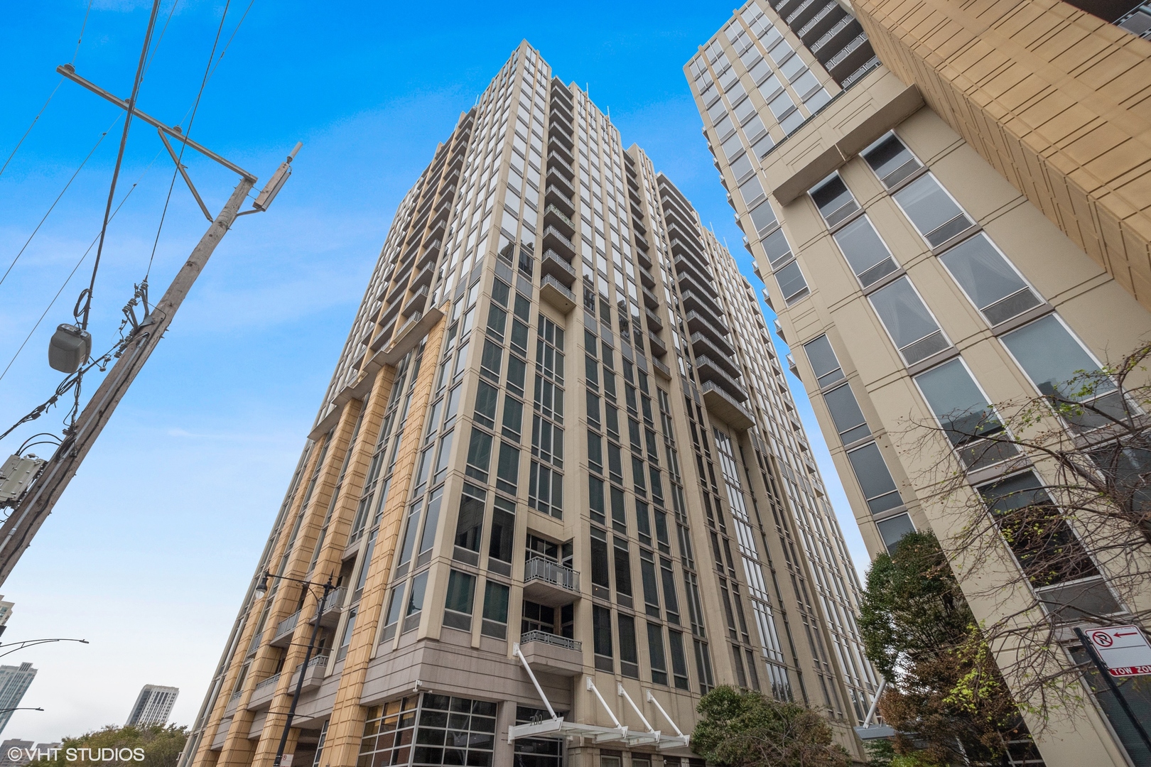 700 North Larrabee St Unit 1507  