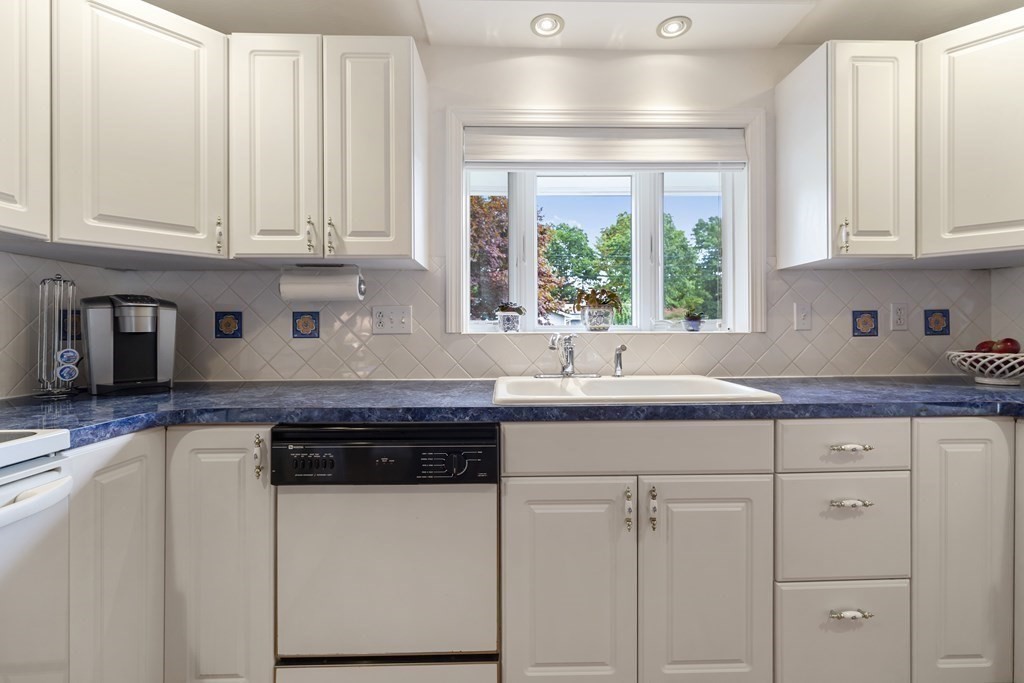 6 Francine Road Framingham, MA 01701 - Photo 22 of 42 Gallery Image 22