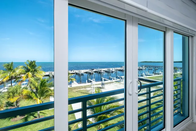 $1,750,000 | 94825 Overseas Highway, Unit 204, Key Largo, FL 33037