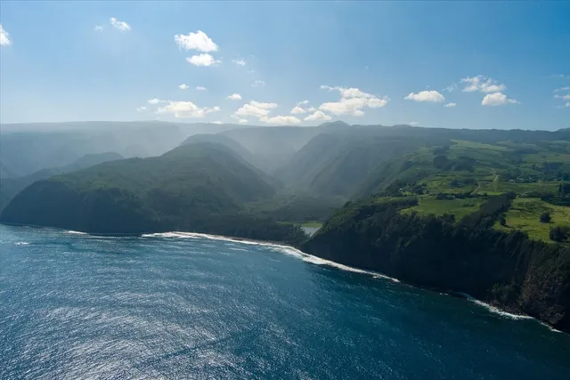a view of room with yard and mountain view