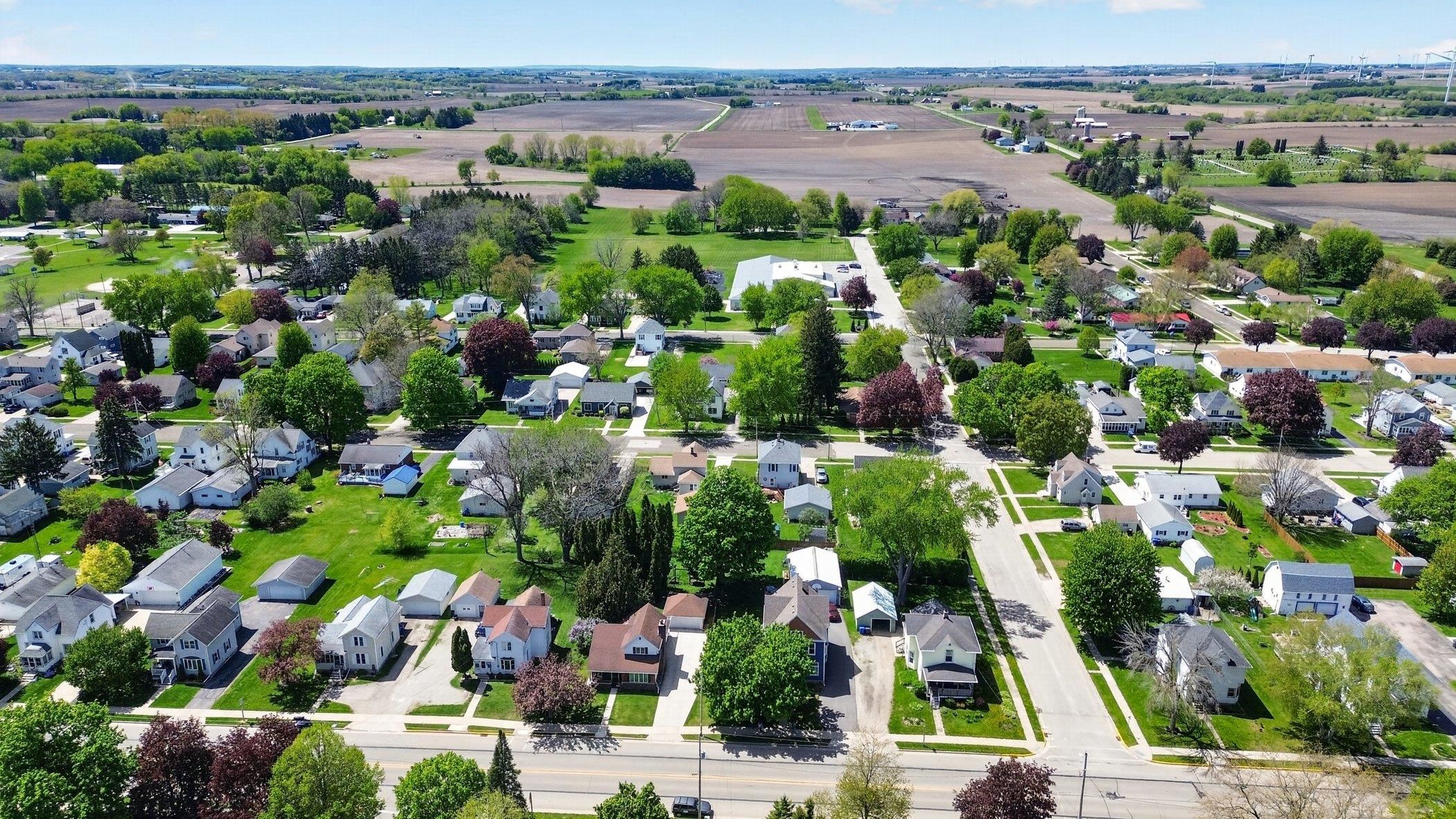415 North High Street Randolph, WI 53956 - Photo 20 of 23