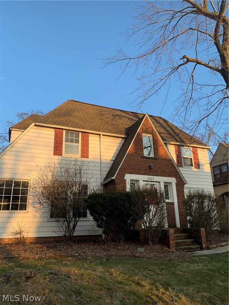863 Medford Road Cleveland Heights, OH 44121 - Photo 1 of 11