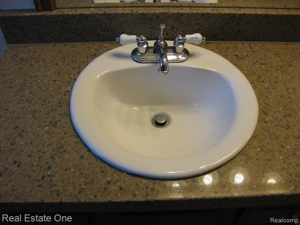 23360 Meadowbrook Road Novi, MI 48375 - Photo 8 of 24 NEW FIXTURES
