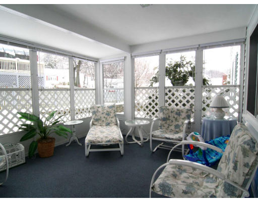 11 Harding Road Wakefield, MA 01880 - Photo 12 of 13 Gallery Image 12