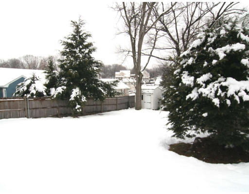 11 Harding Road Wakefield, MA 01880 - Photo 13 of 13 Gallery Image 13