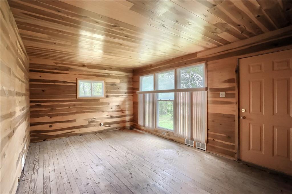 323 Boyers Road Harrisville, PA 16038 - Photo 14 of 25 Huge living room with plenty of natural light.