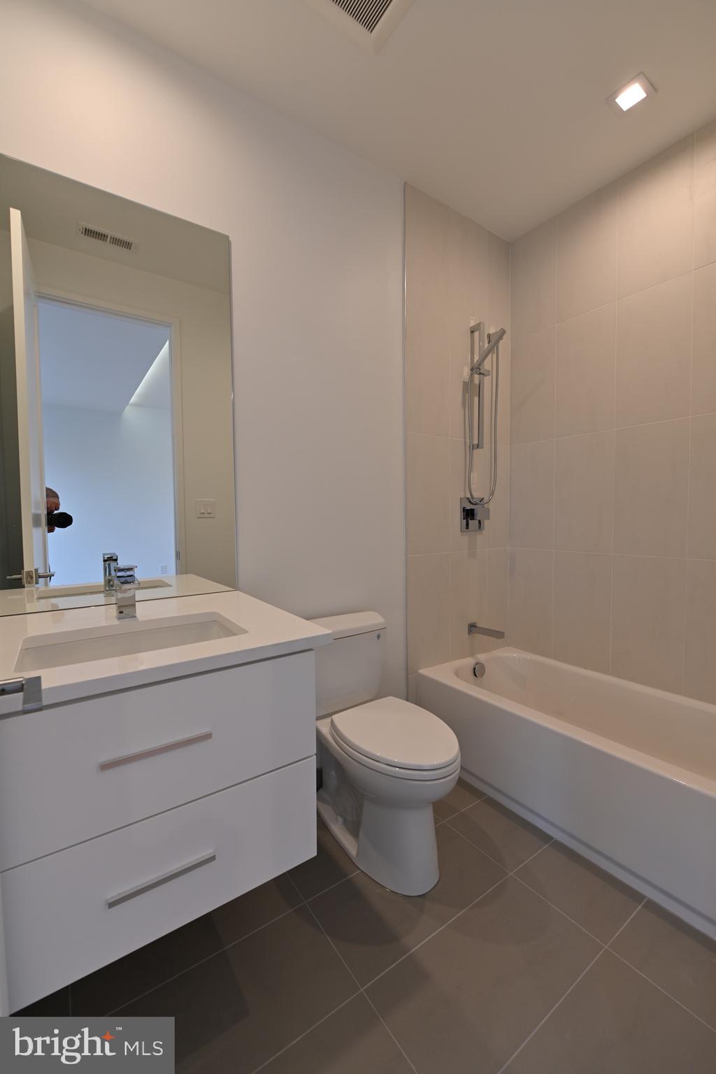 6210 Wedgewood Road Bethesda, MD 20817 - Photo 51 of 60 Gallery Image 51