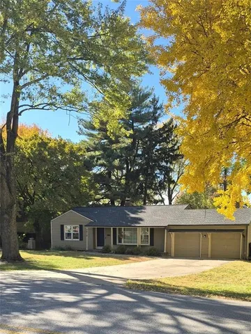 $265,000 | 3410 Blue Ridge Boulevard, Independence, MO 64052