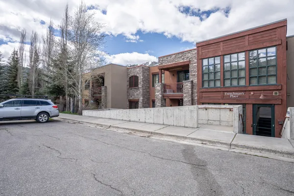 $860,000 | 360 9th Street East, Unit 12, Ketchum, ID 83340
