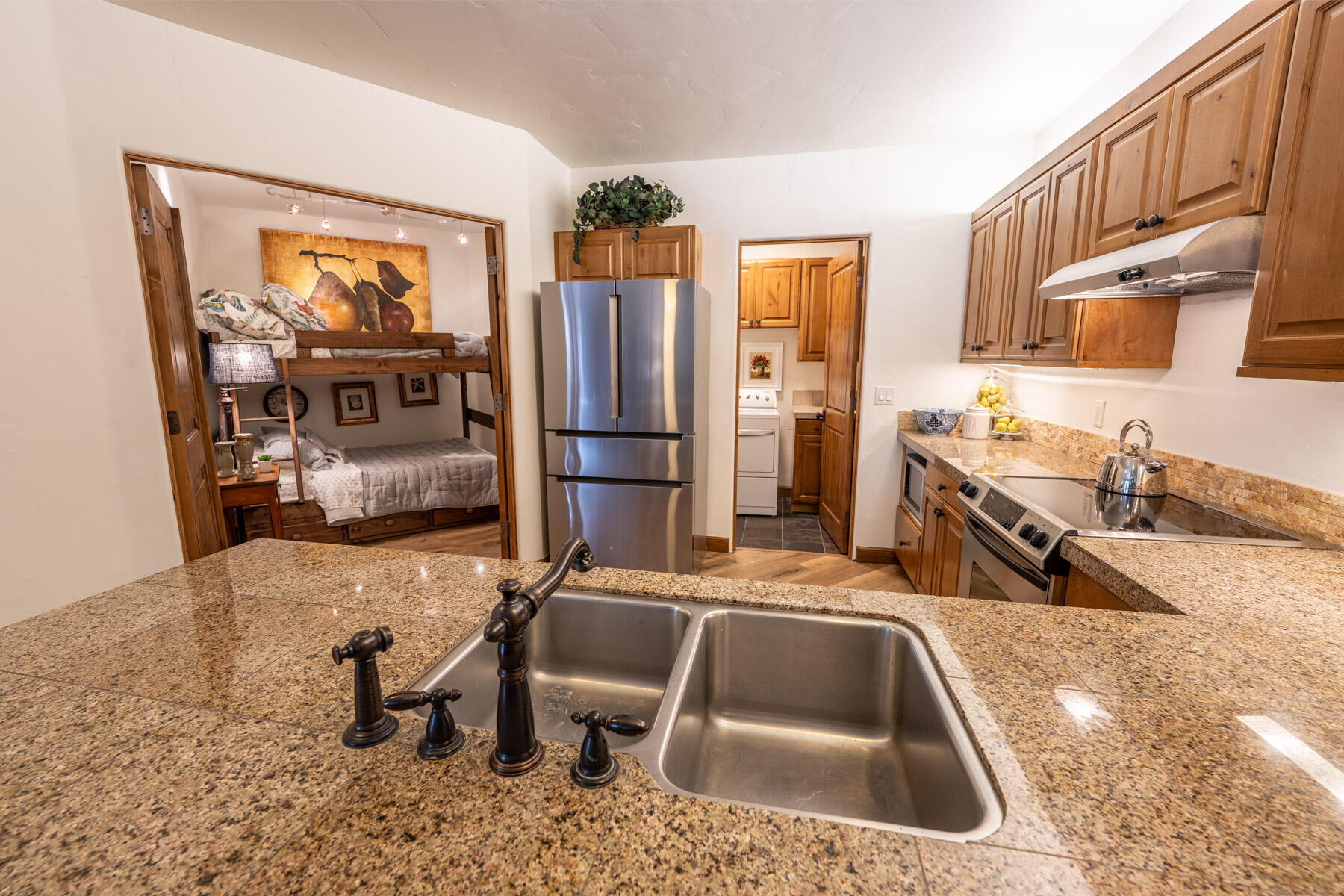 360 9th Street East, Unit 12 Ketchum, ID 83340 - Photo 4 of 19 Kitchen