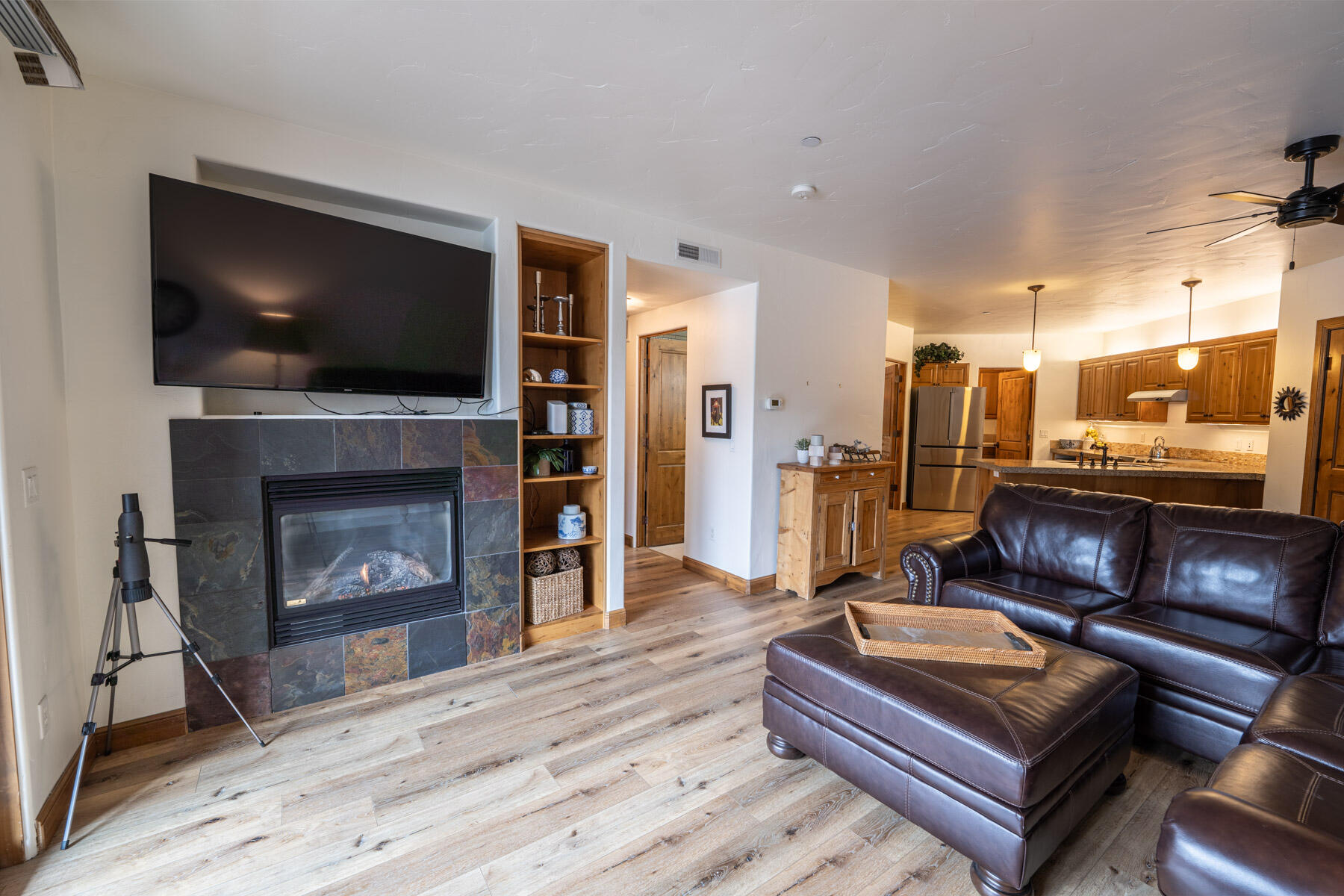 360 9th Street East, Unit 12 Ketchum, ID 83340 - Photo 5 of 19 Living Room