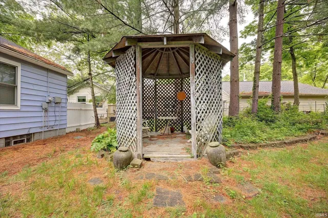 $314,900 | 1005 East Maxwell Lane, Bloomington, IN 47401