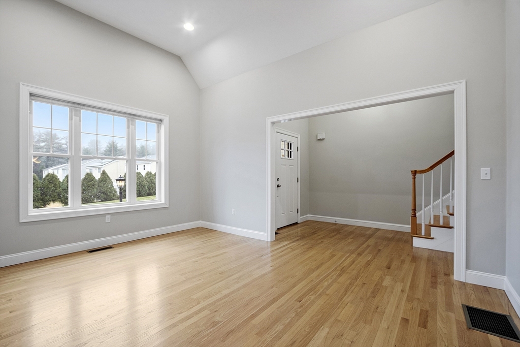 1 Martha Lane, Unit 1 Acton, MA 01720 - Photo 4 of 36