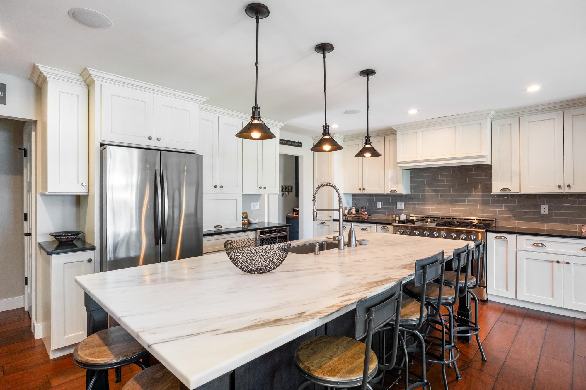 401 South Beach Road, Unit 401 AND 402 South Burlington, VT 05403 - Photo 4 of 53