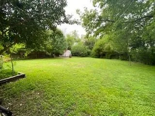 $2,275 | 3904 Carolyn Road, Fort Worth, TX 76109