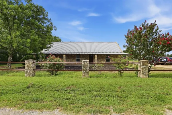 $410,000 | 5377 Farm To Market Road 219, Carlton, TX 76436