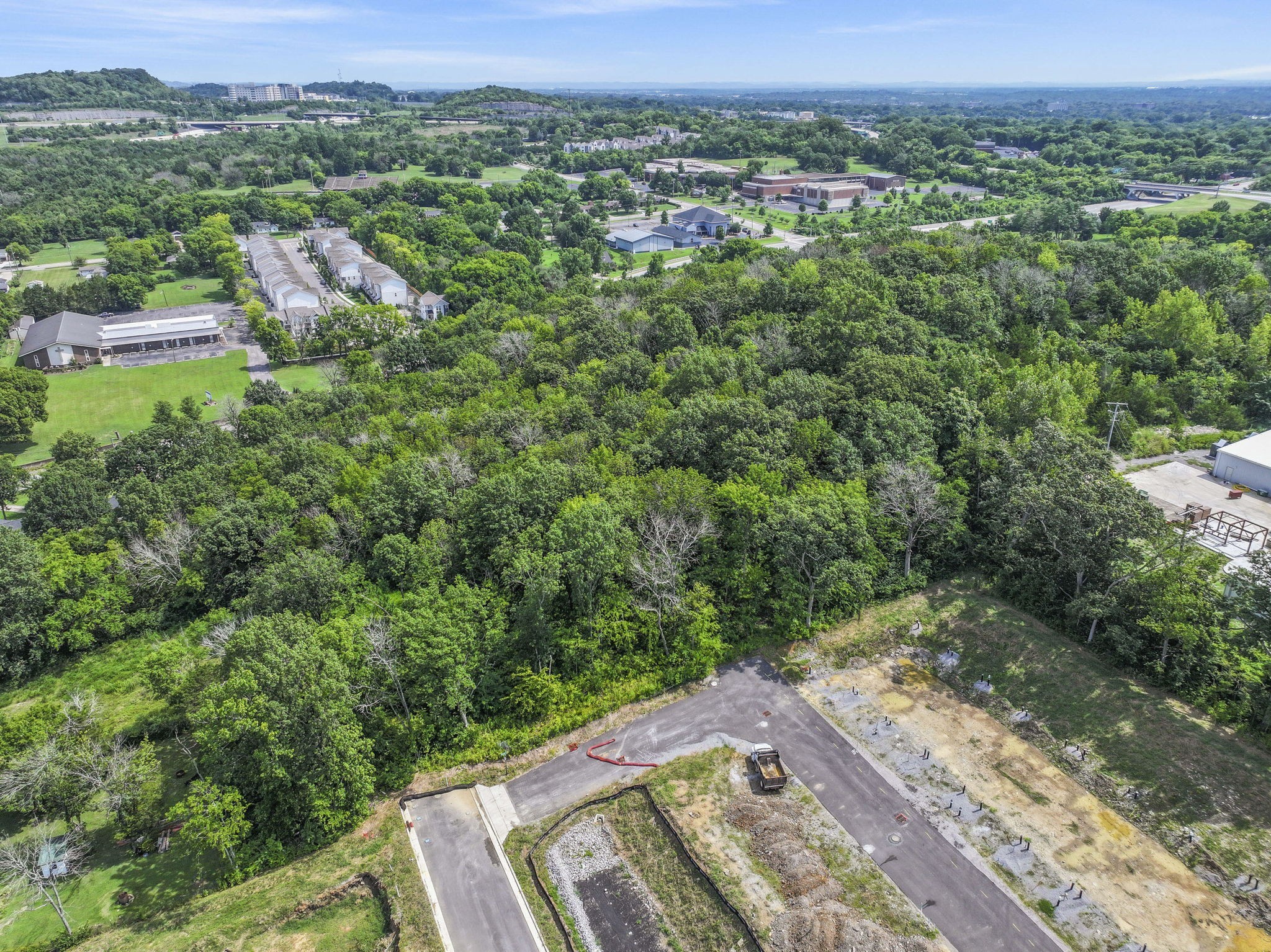 3047 Hillside Road Nashville, TN 37207 - Photo 11 of 15