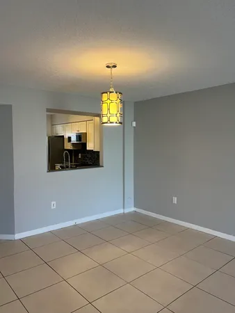 $2,500 | 5951 Regal Glen Drive, Unit 105, Boynton Beach, FL 33437