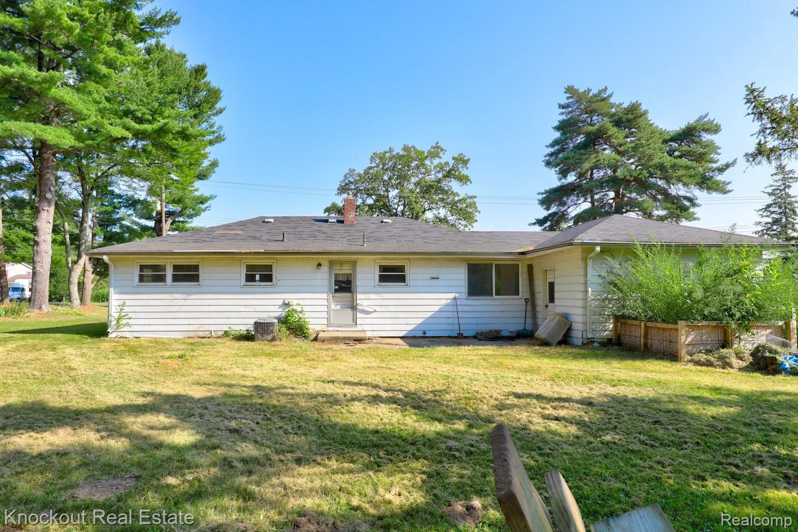 5910 Baker Road Bridgeport, MI 48722 - Photo 22 of 27 5910 Baker Rd. 48722-24