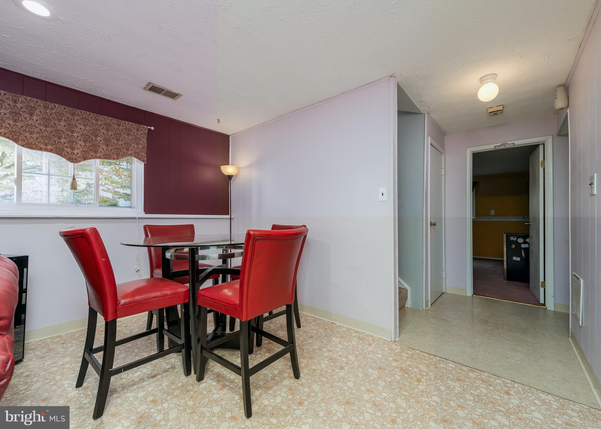 12904 Old Chapel Road Bowie, MD 20720 - Photo 14 of 26 Gallery Image 14