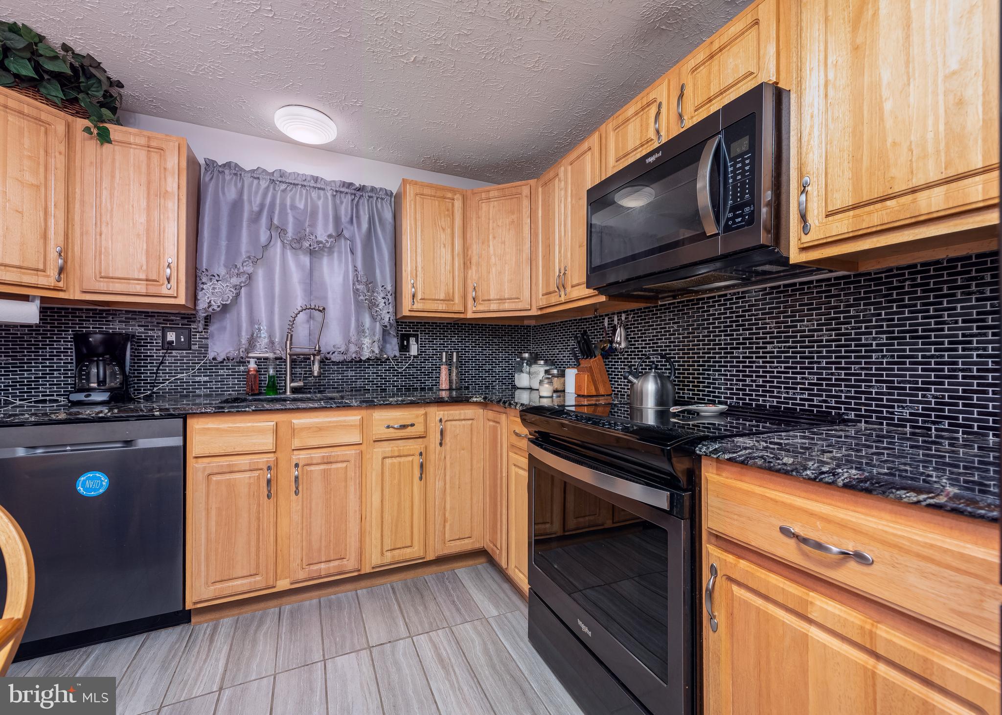 12904 Old Chapel Road Bowie, MD 20720 - Photo 5 of 26 Gallery Image 5
