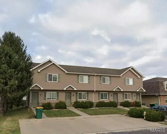 $1,695 | 1963 Nathan Avenue, Unit D, Mascoutah, IL 62258