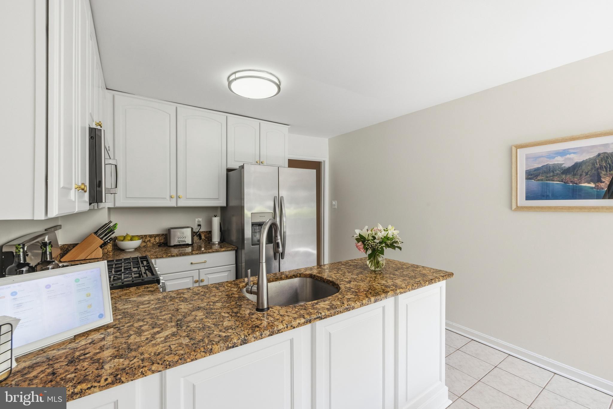 8029 Inverness Ridge Road Potomac, MD 20854 - Photo 15 of 40 Gallery Image 15